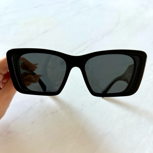 Prada geometric acetate butterfly sunglasses - Picture 3 of 7